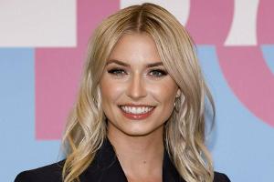 Lena Gercke erwartet Nachwuchs und die Promis sind begeistert