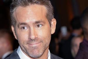 Ryan Reynolds und Sandra Bullock: Geburtstagsständchen für Betty White