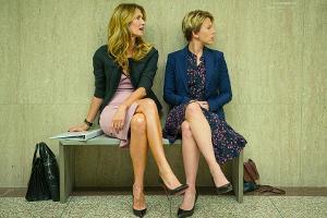 Laura Dern (l.) und Scarlett Johansson in "Marriage Story"