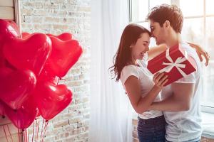 Countdown zum Valentinstag: Günstige Geschenkideen für Mann und Frau