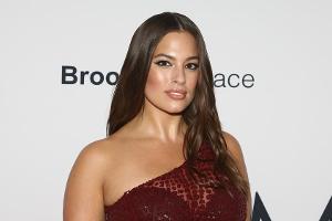 Ashley Graham zeigt ihren After-Baby-Body und teilt ehrliche Nachricht
