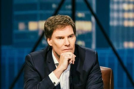 Carsten Maschmeyer ist seit Staffel drei bei Carsten Maschmeyer ist seit Staffel drei bei