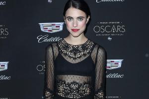 Margaret Qualley bezaubert im durchsichtigen Abendkleid
