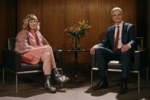 MiA. holen sich Moderator Thorsten Schröder fürs Musikvideo