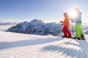Das Beste aus zwei Ländern: Wintervergnügen in den Karnischen Alpen