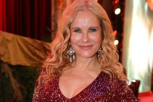Katja Burkard: Mit gebrochener Schulter zum Wiener Opernball