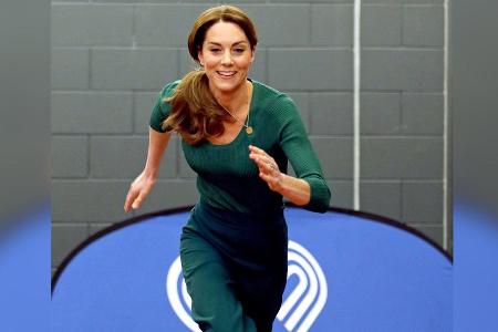 Herzogin Kate hat sichtlich Spaß am Sport Herzogin Kate hat sichtlich Spaß am Sport