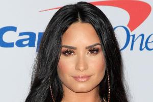 Botschaft über Selbstliebe: Demi Lovato zeigt sich ungeschminkt