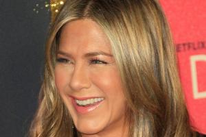 So gratulieren die Stars Jennifer Aniston zum 51. Geburtstag