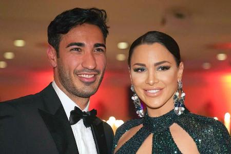 Umut Kekilli mit Freundin Ina-Maria Schnitzer alias Yoga-Jordan