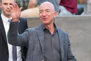 Jeff Bezos spendet zehn Milliarden Dollar für den Klimaschutz