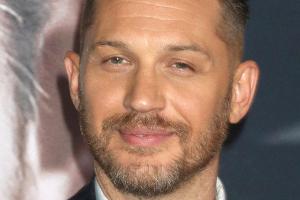 Tom Hardy wird für guten Zweck zur Action-Figur