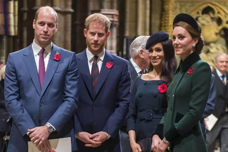 Prinz William, Prinz Harry, Herzogin Meghan und Herzogin Kate (v.l.) zusammen auf einem öffentlichen Termin Prinz William, Prinz Harry, Herzogin Meghan und Herzogin Kate (v.l.) zusammen auf einem öffentlichen Termin
