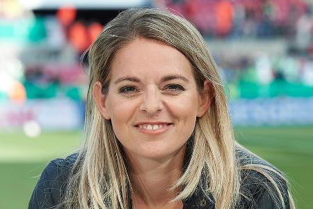 Nia Künzer, Fußballerin und ehemalige Nationalspielerin, ist die Frauenfußball-Expertin der ARD Nia Künzer, Fußballerin und ehemalige Nationalspielerin, ist die Frauenfußball-Expertin der ARD