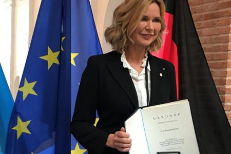 Veronica Ferres erhält die Bayerische Europamedaille Veronica Ferres erhält die Bayerische Europamedaille