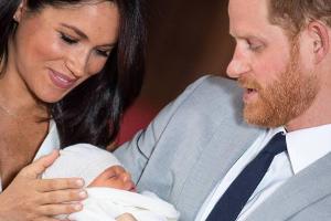 Mit neuem Bild von Archie: Meghan und Harry erinnern an Diana