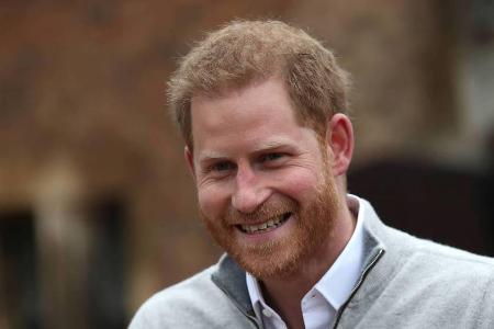 Prinz Harry bei der Verkündung der Geburt von Baby Sussex