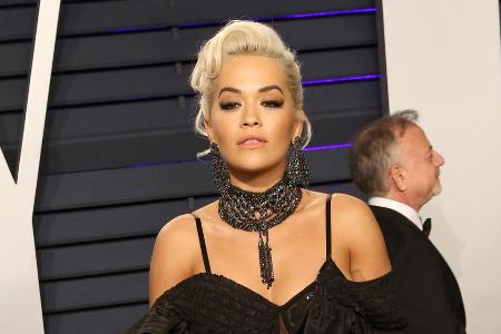 Rita Ora wartete vergebens auf ihren Schmuck Rita Ora wartete vergebens auf ihren Schmuck