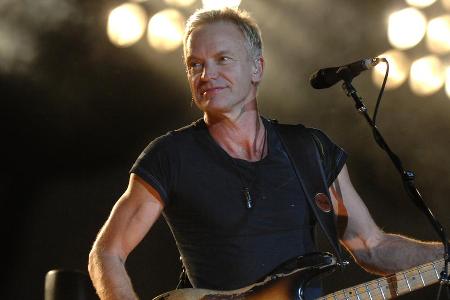 Ist stets für einen edlen Tropfen zu haben: Sting Ist stets für einen edlen Tropfen zu haben: Sting