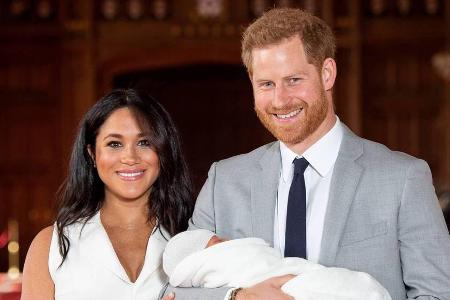 Prinz Harry und Herzogin Meghan mit ihrem Baby Prinz Harry und Herzogin Meghan mit ihrem Baby