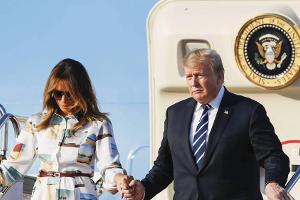 Donald Trump mit Melania in Japan eingetroffen