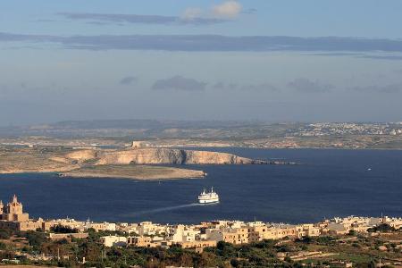 Malta ist zusammen mit seinen Schwesterinseln Comino und Gozo ein Archipel, das so manche Überraschung bereit hält Malta ist zusammen mit seinen Schwesterinseln Comino und Gozo ein Archipel, das so manche Überraschung bereit hält