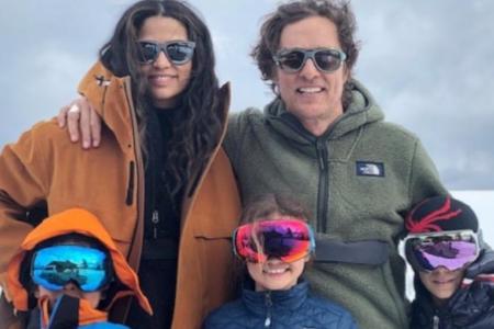 Camila Alves, Matthew McConaughey und ihre drei Kinder frieren im Yellowstone Park Camila Alves, Matthew McConaughey und ihre drei Kinder frieren im Yellowstone Park