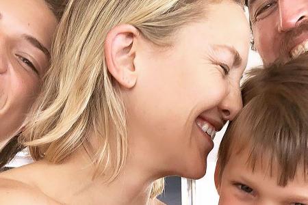 Kate Hudson genießt die dreifachen Mutterfreuden in vollen Zügen Kate Hudson genießt die dreifachen Mutterfreuden in vollen Zügen