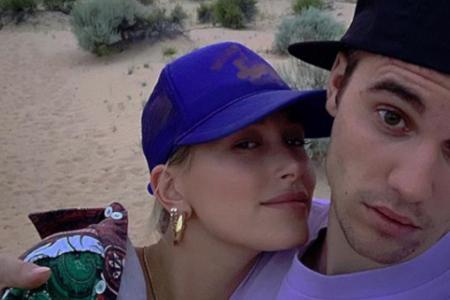 Justin und Hailey Bieber zeigen sich verliebt vor einem Sonnenuntergang Justin und Hailey Bieber zeigen sich verliebt vor einem Sonnenuntergang