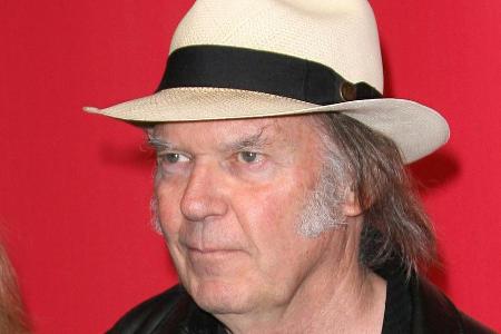 Neil Young ist seit 1966 im Musikgeschäft Neil Young ist seit 1966 im Musikgeschäft
