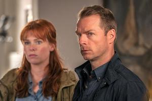 "Nord bei Nordwest: Estonia": Lona Vogt (Henny Reents) und Hauke Jacobs (Hinnerk Schönemann) am Tatort