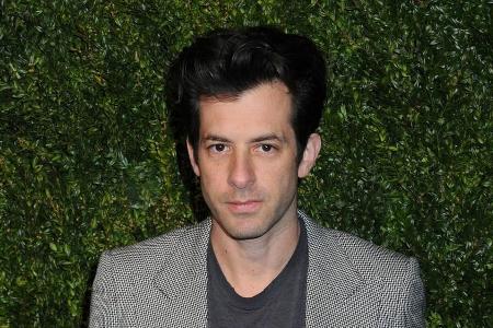 Für seine Arbeit konnte Mark Ronson schon einige Awards einheimsen Für seine Arbeit konnte Mark Ronson schon einige Awards einheimsen