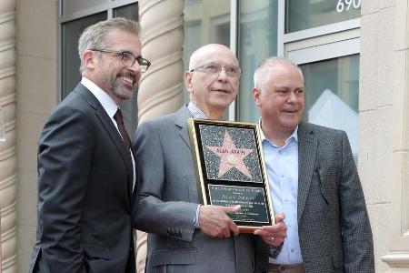 Steve Carell, Alan Arkin und Matthew Arkin (vlnr.) bei der Zeremonie Steve Carell, Alan Arkin und Matthew Arkin (vlnr.) bei der Zeremonie
