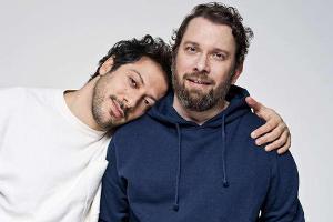 Christian Ulmen und Fahri Yardim: Sind ihnen Sex-Szenen noch peinlich?