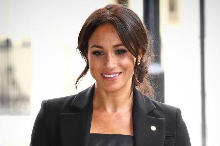 Herzogin Meghan beendete ihre Schauspielkarriere, als ihre Beziehung zu Prinz Harry bekannt wurde Herzogin Meghan beendete ihre Schauspielkarriere, als ihre Beziehung zu Prinz Harry bekannt wurde
