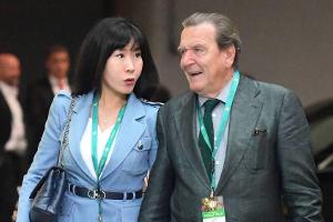 Gerhard Schröder: Die Liebe macht ihn jünger