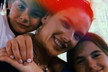 Alessandra Ambrosio genießt die Zeit mit Sohnemann Noah Phoenix (li.) und Töchterchen Anja Louise (re.) Alessandra Ambrosio genießt die Zeit mit Sohnemann Noah Phoenix (li.) und Töchterchen Anja Louise (re.)