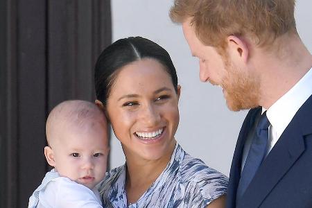 Prinz Harry und Herzogin Meghan mit dem kleinen Archie in Südafrika Prinz Harry und Herzogin Meghan mit dem kleinen Archie in Südafrika