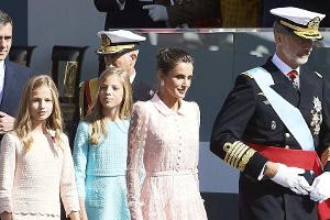 Königin Letizia: Mädchenhafter als ihre Töchter