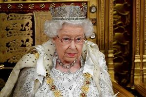 Queen Elizabeth II. bricht mit der Tradition