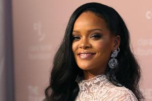 Rihanna veröffentlicht "visuelle" Autobiografie