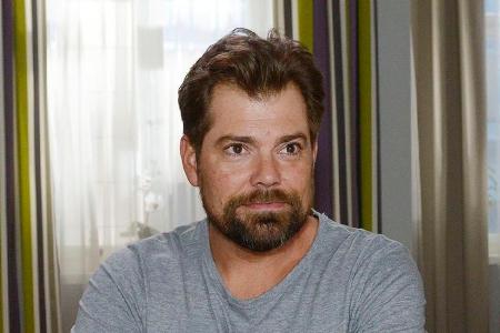 Schauspieler Daniel Fehlow als Leon in Schauspieler Daniel Fehlow als Leon in