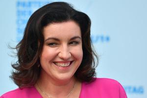 "Bin keine Teilzeit-Mama": Dorothee Bär über Job und Mutter-Sein