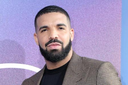 Drake hat offenbar ein schwieriges Verhältnis zu seinem Vater Dennis Graham Drake hat offenbar ein schwieriges Verhältnis zu seinem Vater Dennis Graham