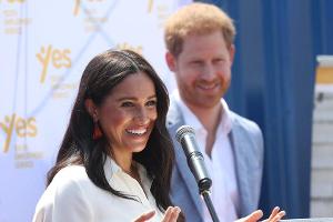 Prinz Harry und Herzogin Meghan: Betont fröhlich im Township