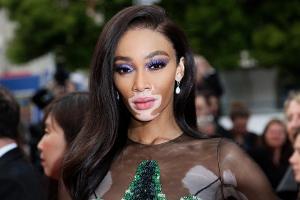 Herbstlicher Blickfang: Diese Make-up-Farben lassen die Augen strahlen