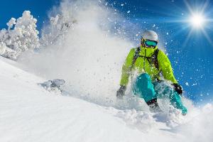 Skiurlaub mal preiswert: Hier können Wintersportler sparen