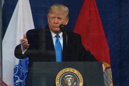 Der Stern von US-Präsident Donald Trump wurde erneut verunstaltet Der Stern von US-Präsident Donald Trump wurde erneut verunstaltet