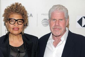 Nach 38 Jahren Ehe: Lässt sich Ron Perlman scheiden?