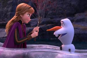 Anna und Schneemann Olaf in "Die Eiskönigin 2"
